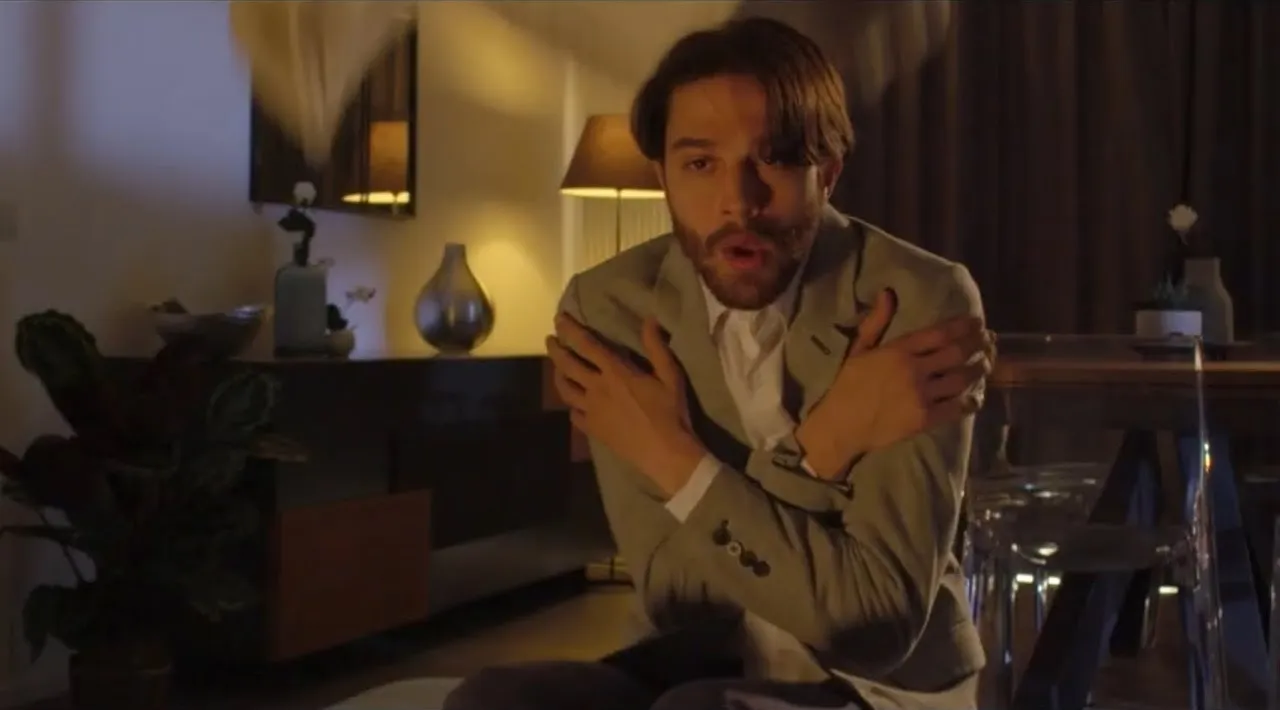 Still from the film Ilmodec commercial